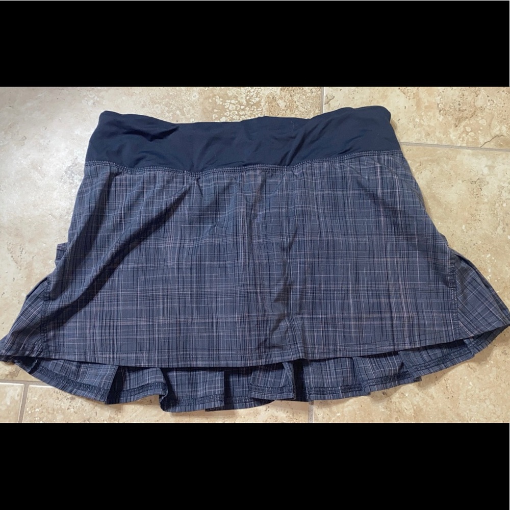 lululemon size 4 regular skirt